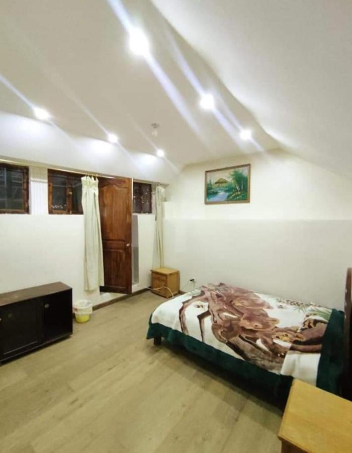 Hostal Atlantis กีโต ภายนอก รูปภาพ