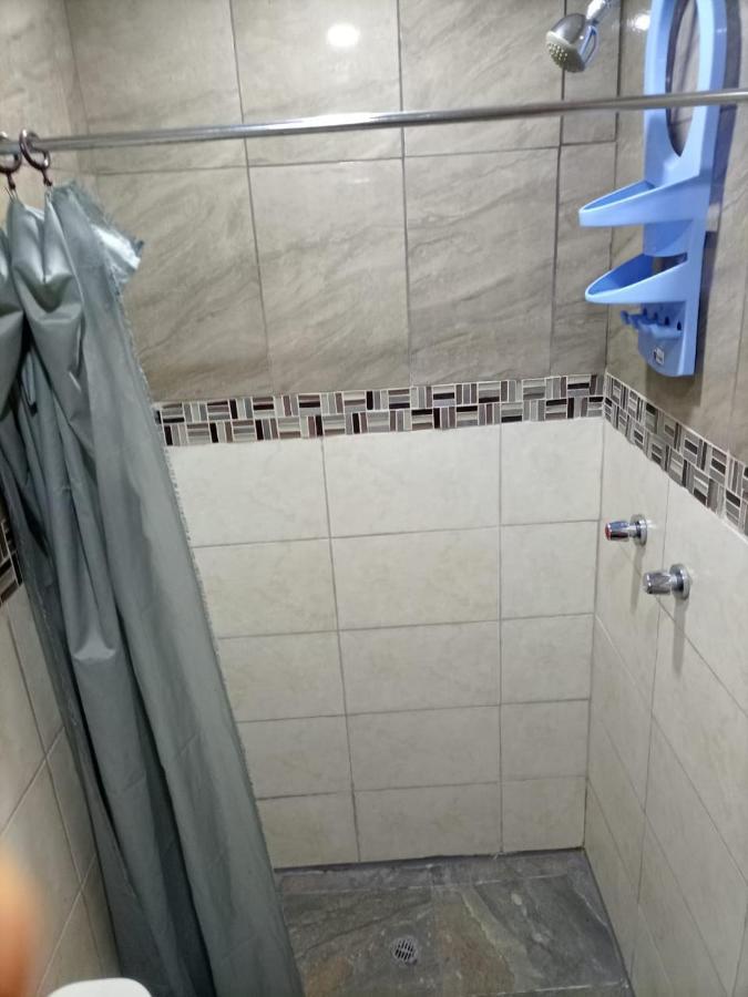 Hostal Atlantis กีโต ภายนอก รูปภาพ