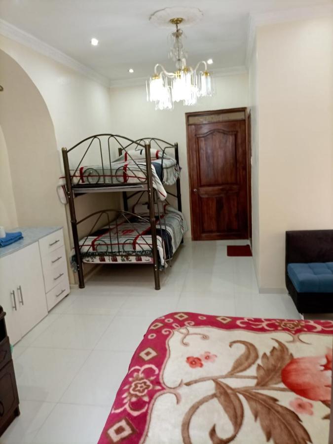 Hostal Atlantis กีโต ภายนอก รูปภาพ